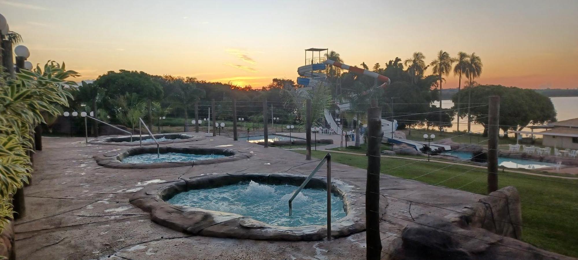 Sunset Thermas Park Paranapanema Exterior photo